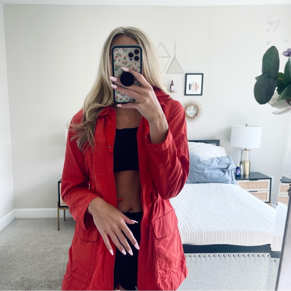 Eddie Bauer Lightweight Cherry Red Jacket | Petite Small Jacket Cute Details